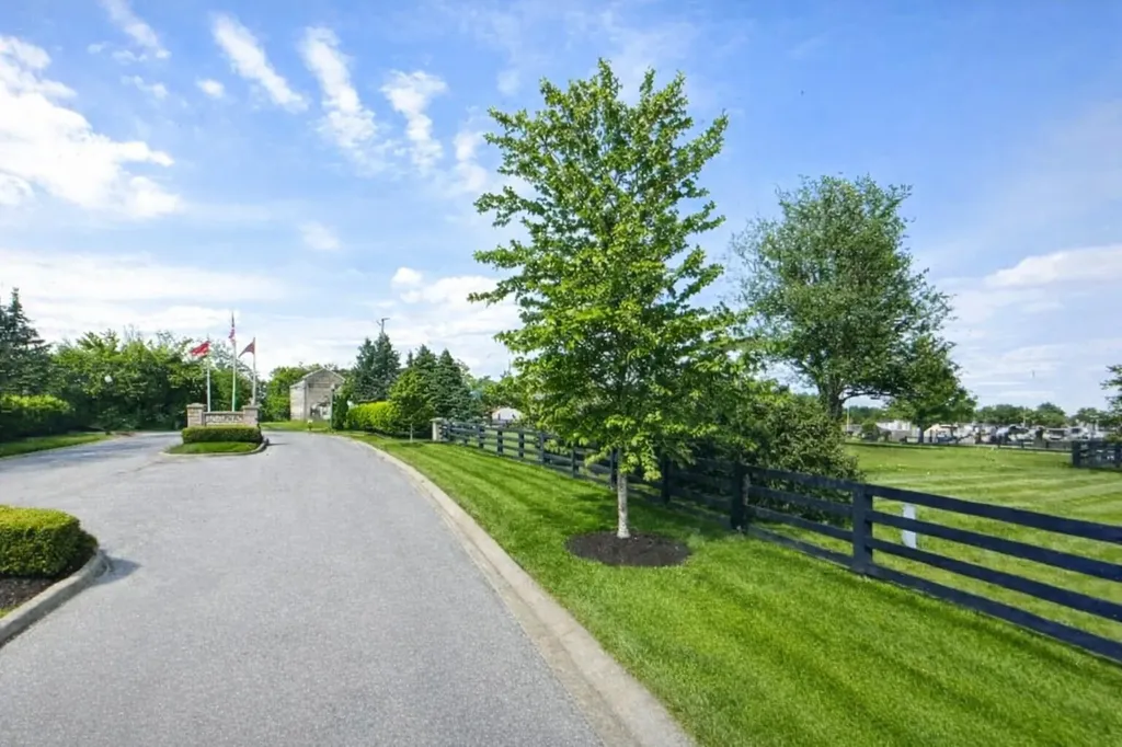 Lot 1-c Champions Way Simpsonville KY 40067