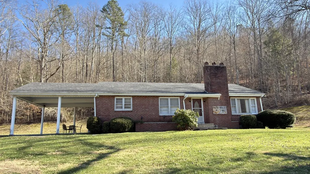 408 Highway 421 Mckee KY 40447
