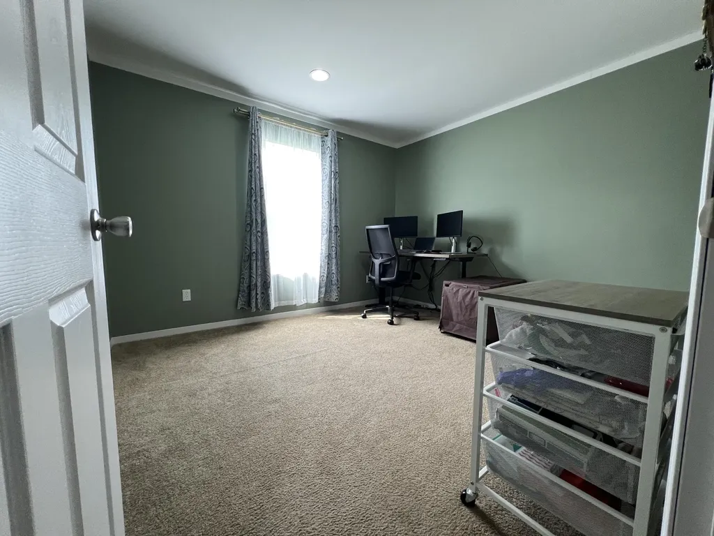 13735 Ky-66 Oneida KY 40972