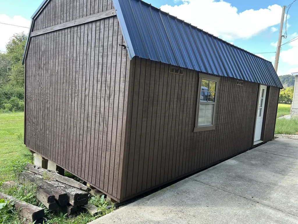 13735 Ky-66 Oneida KY 40972