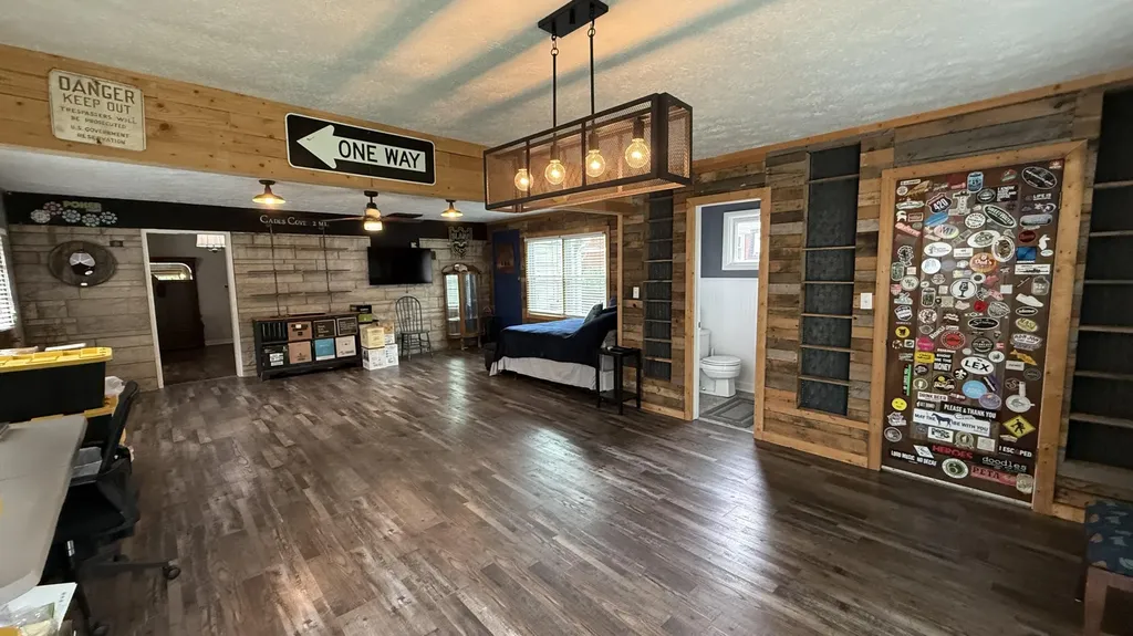 451 Duell Drive Versailles KY 40383