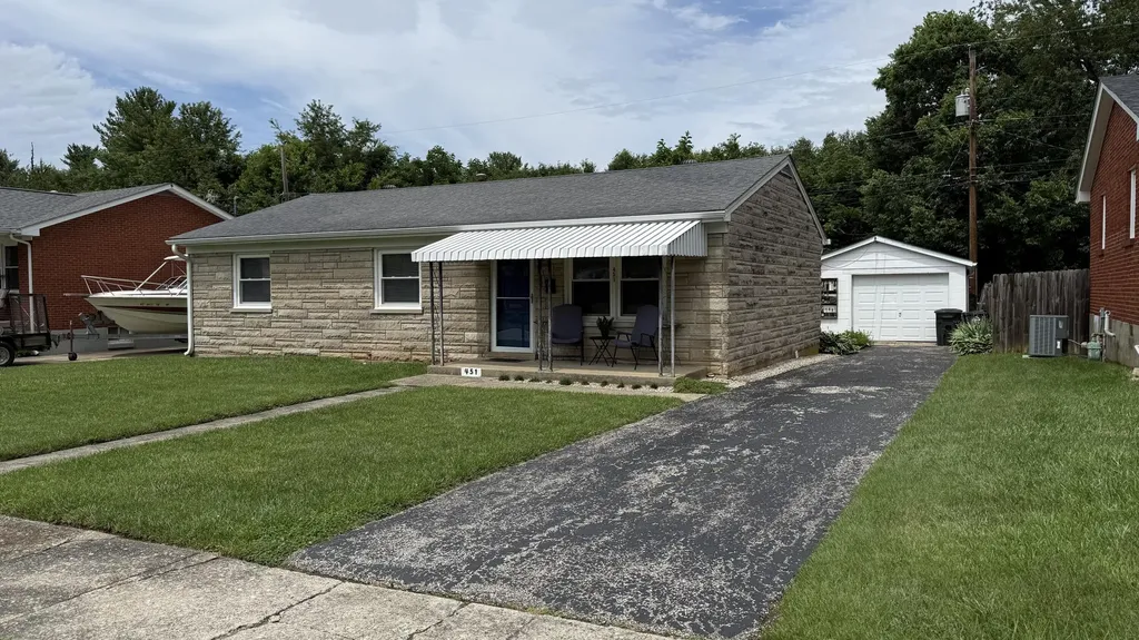 451 Duell Drive Versailles KY 40383
