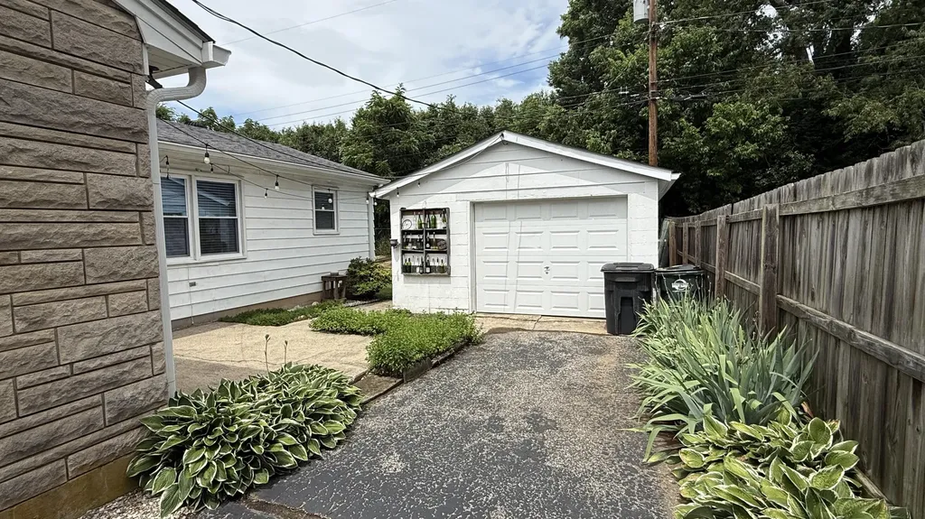 451 Duell Drive Versailles KY 40383