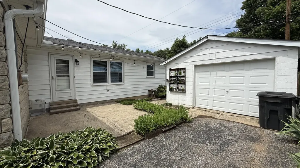 451 Duell Drive Versailles KY 40383