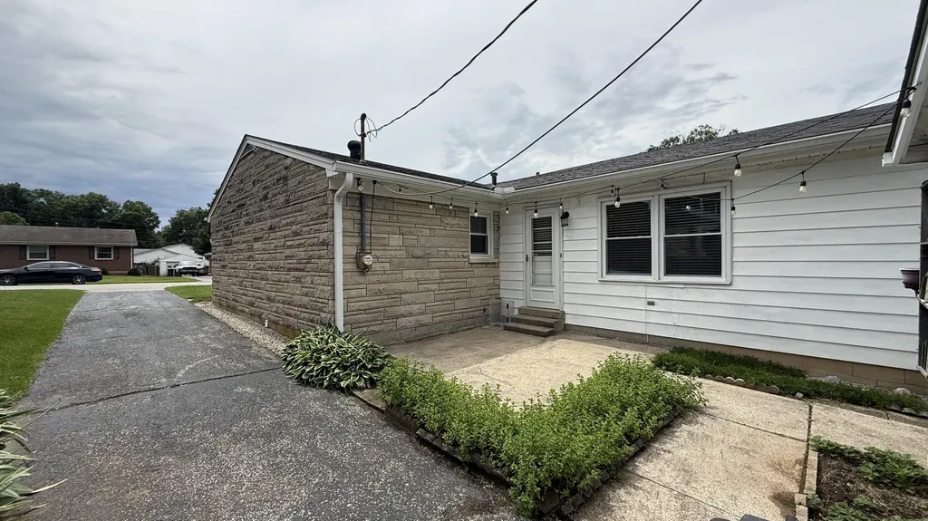 451 Duell Drive Versailles KY 40383