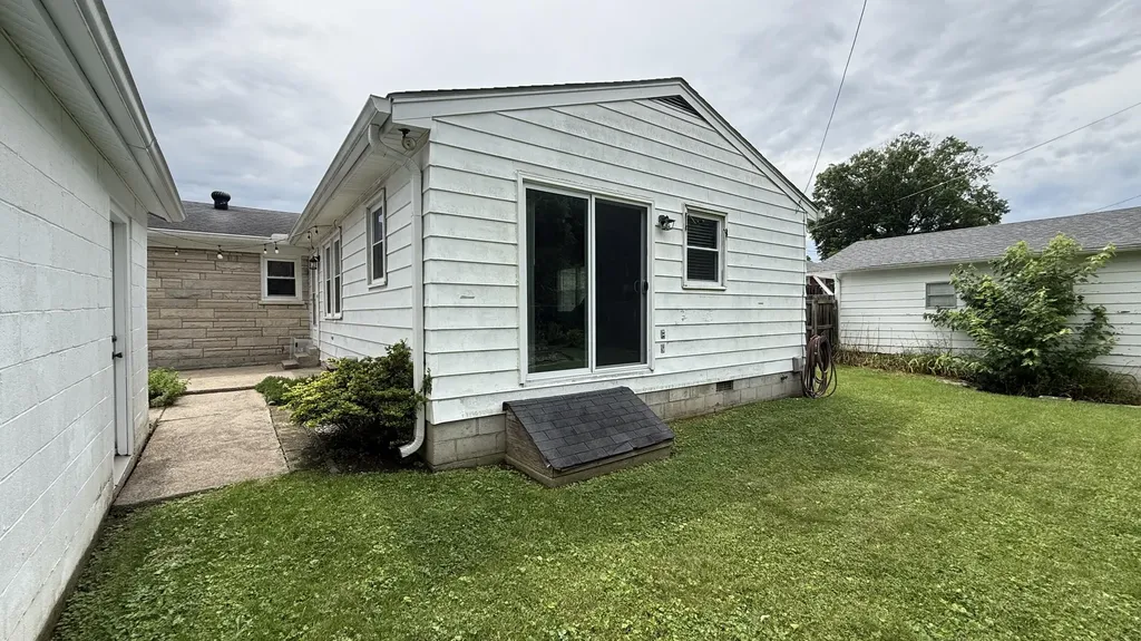 451 Duell Drive Versailles KY 40383