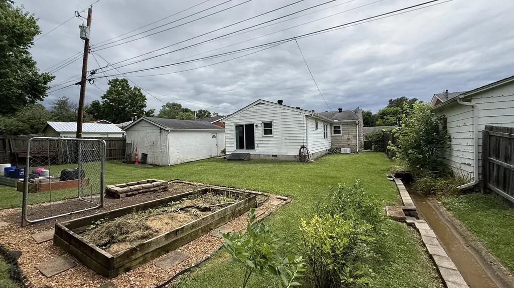 451 Duell Drive Versailles KY 40383