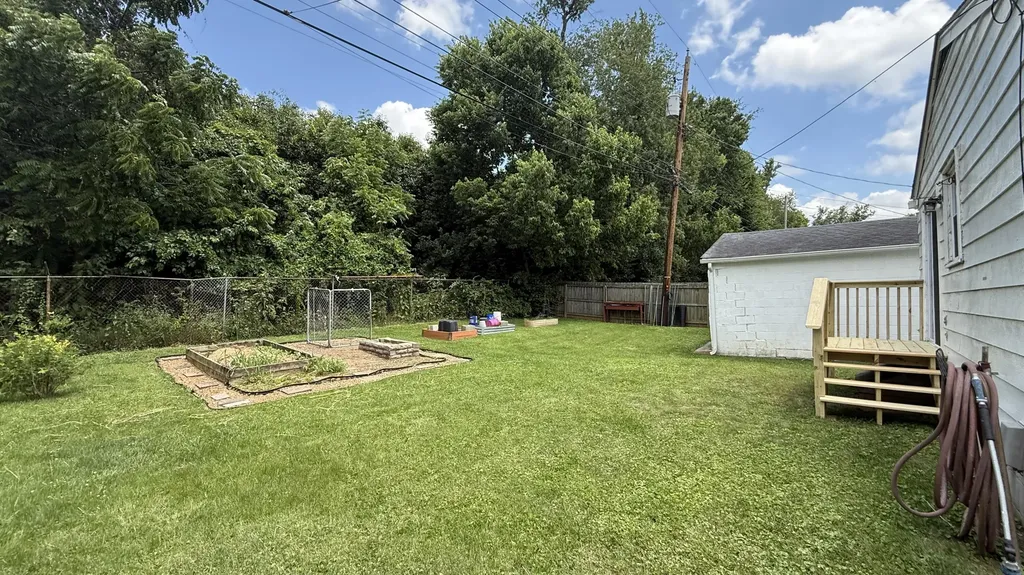 451 Duell Drive Versailles KY 40383