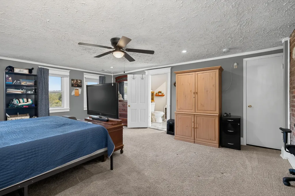 135 Key Highway 467 W Sparta KY 41086