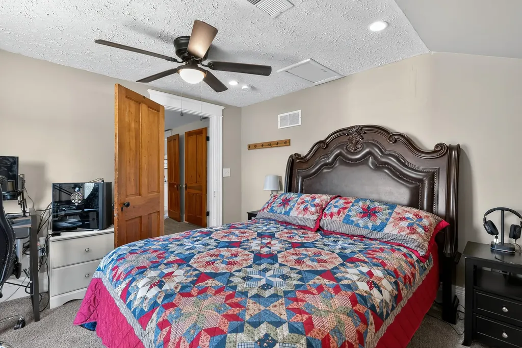 135 Key Highway 467 W Sparta KY 41086