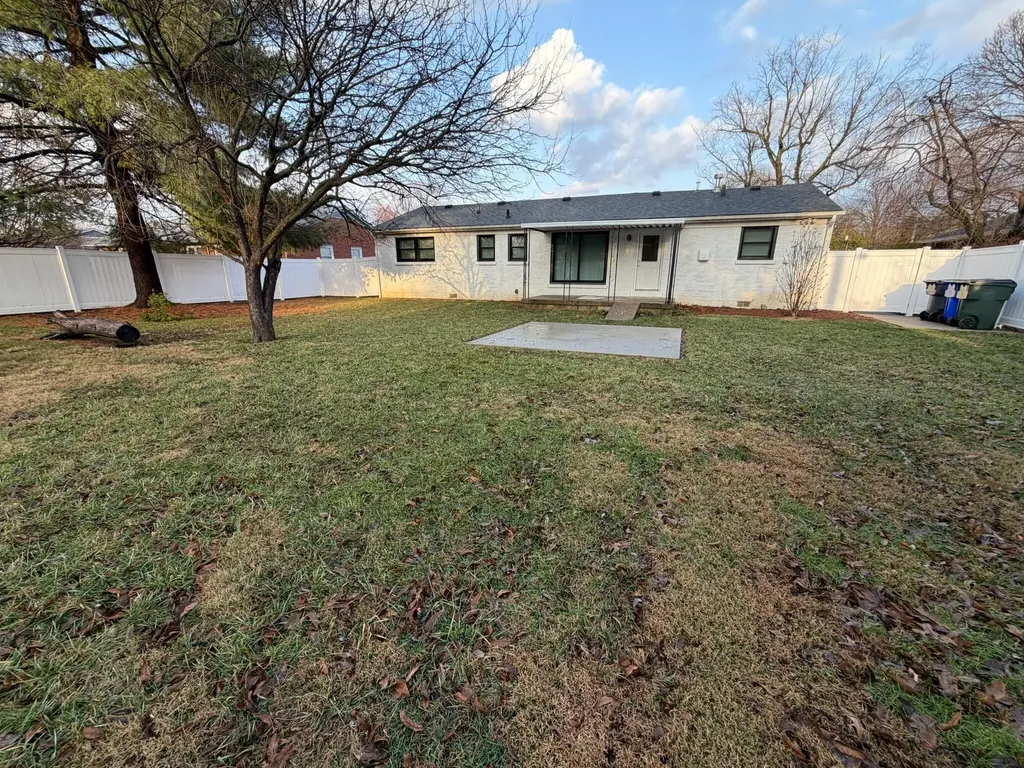 1929 Alexandria Drive Lexington KY 40504