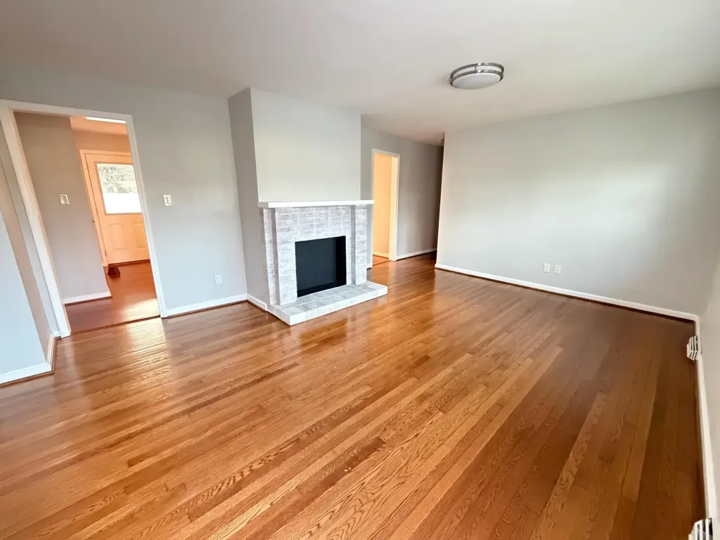1929 Alexandria Drive Lexington KY 40504