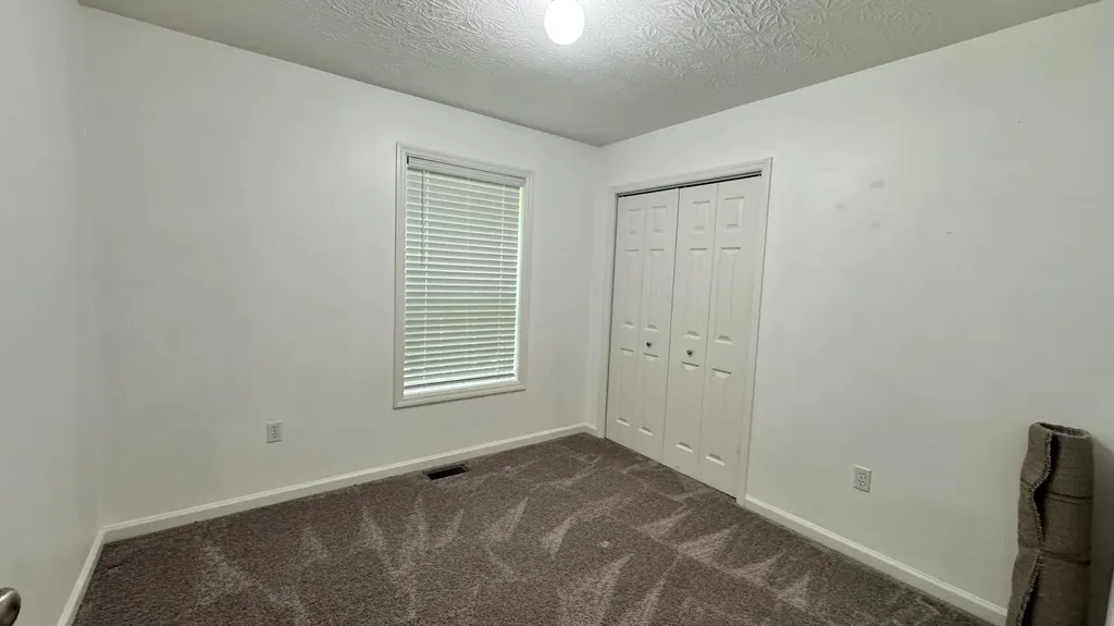 421 Wren Branch Road Oneida KY 40972