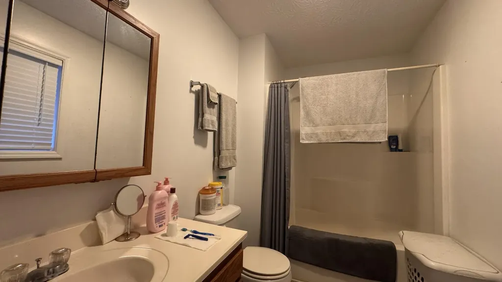 421 Wren Branch Road Oneida KY 40972