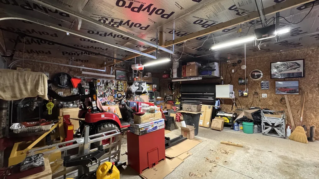 421 Wren Branch Road Oneida KY 40972