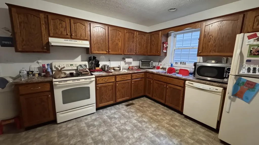 421 Wren Branch Road Oneida KY 40972