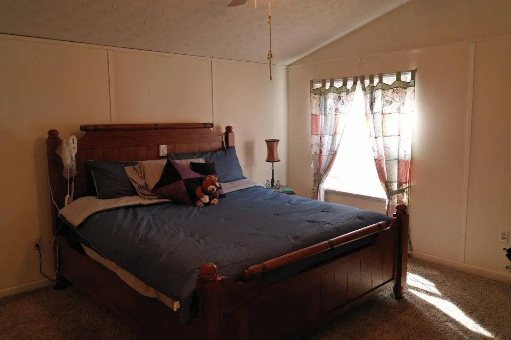 944 Possum Trot Road Hindman KY 41822