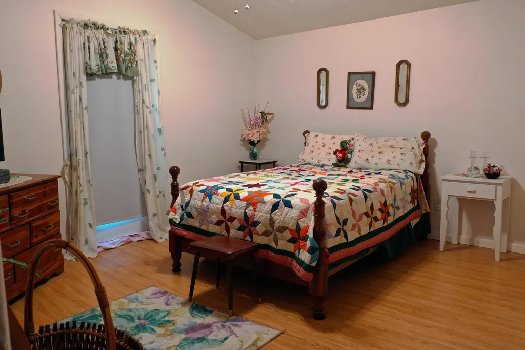 944 Possum Trot Road Hindman KY 41822