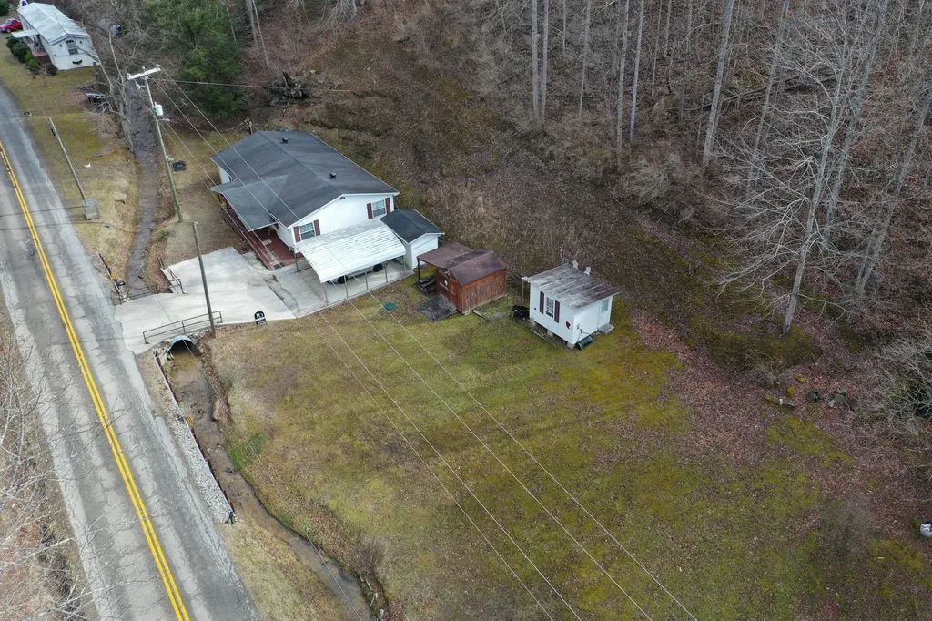 944 Possum Trot Road Hindman KY 41822