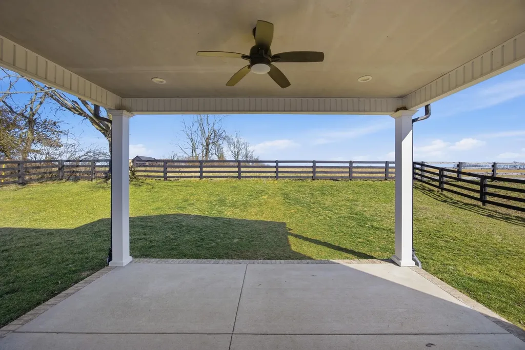 804 Shelburne Way Nicholasville KY 40356