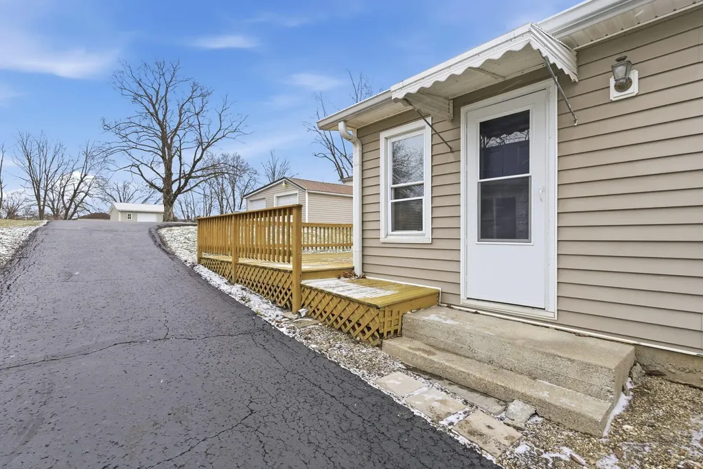 433 N College Street Harrodsburg KY 40330