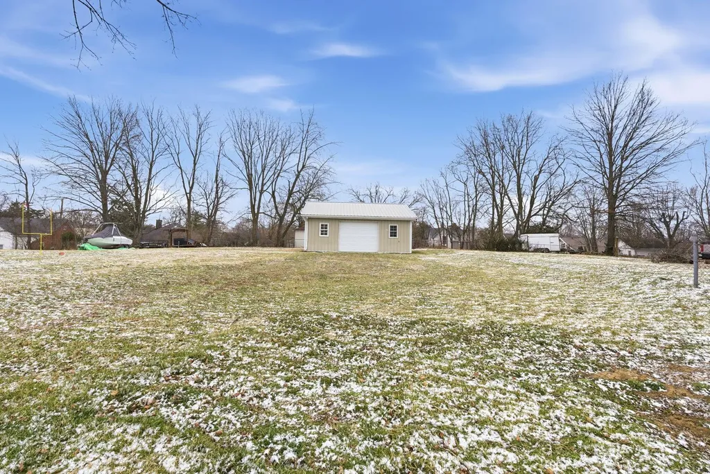 433 N College Street Harrodsburg KY 40330