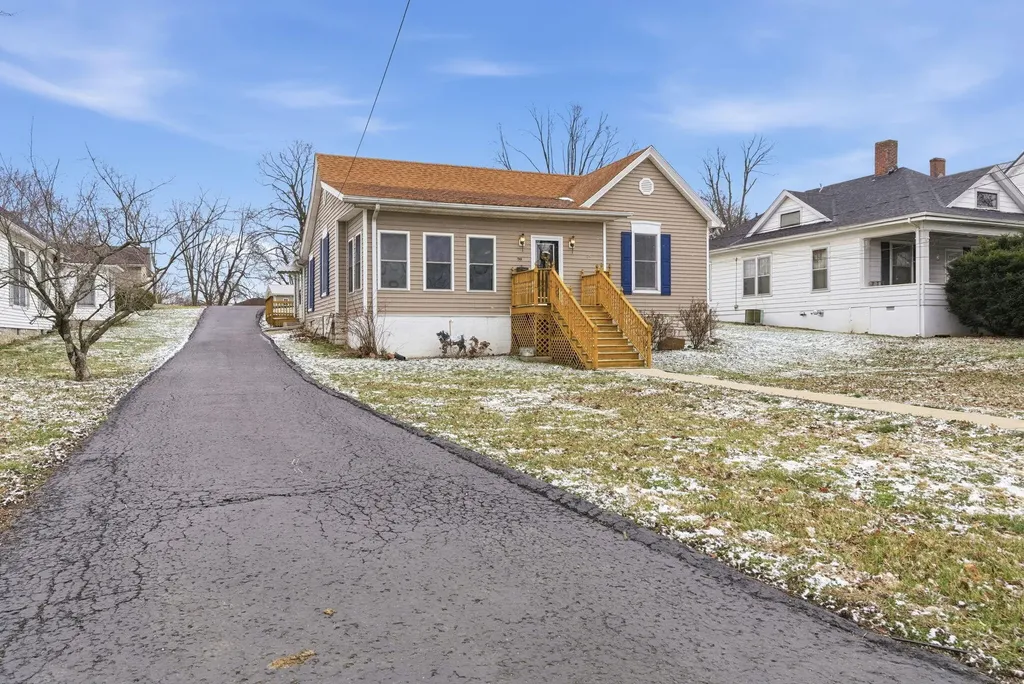 433 N College Street Harrodsburg KY 40330