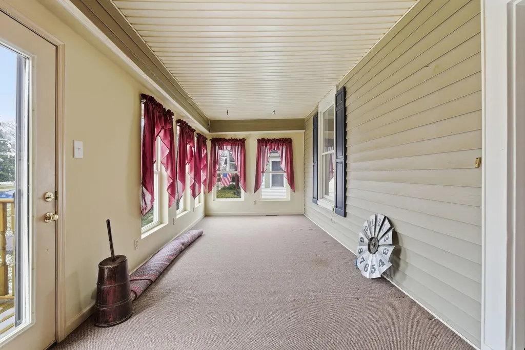 433 N College Street Harrodsburg KY 40330