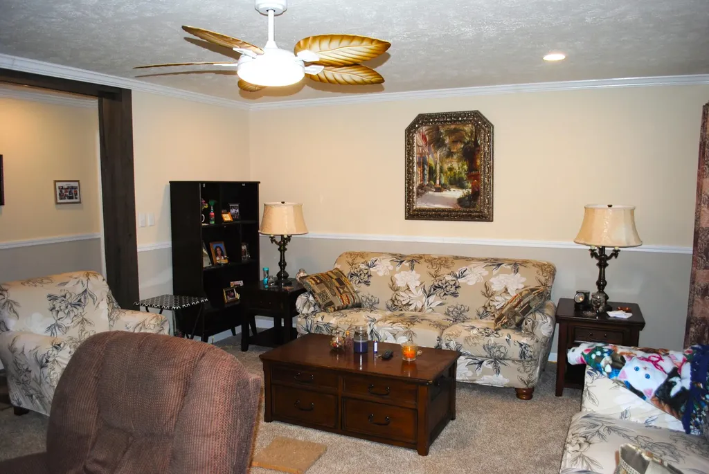 359 Pin Oak Hill Road Stanford KY 40484