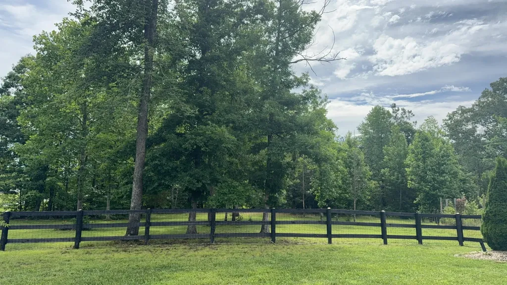 359 Pin Oak Hill Road Stanford KY 40484