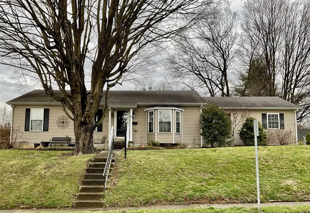 8 Chenault Drive Mt Sterling KY 40353