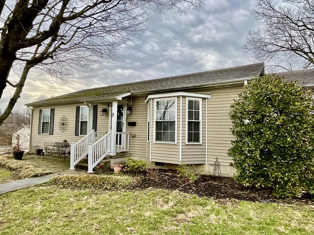8 Chenault Drive Mt Sterling KY 40353