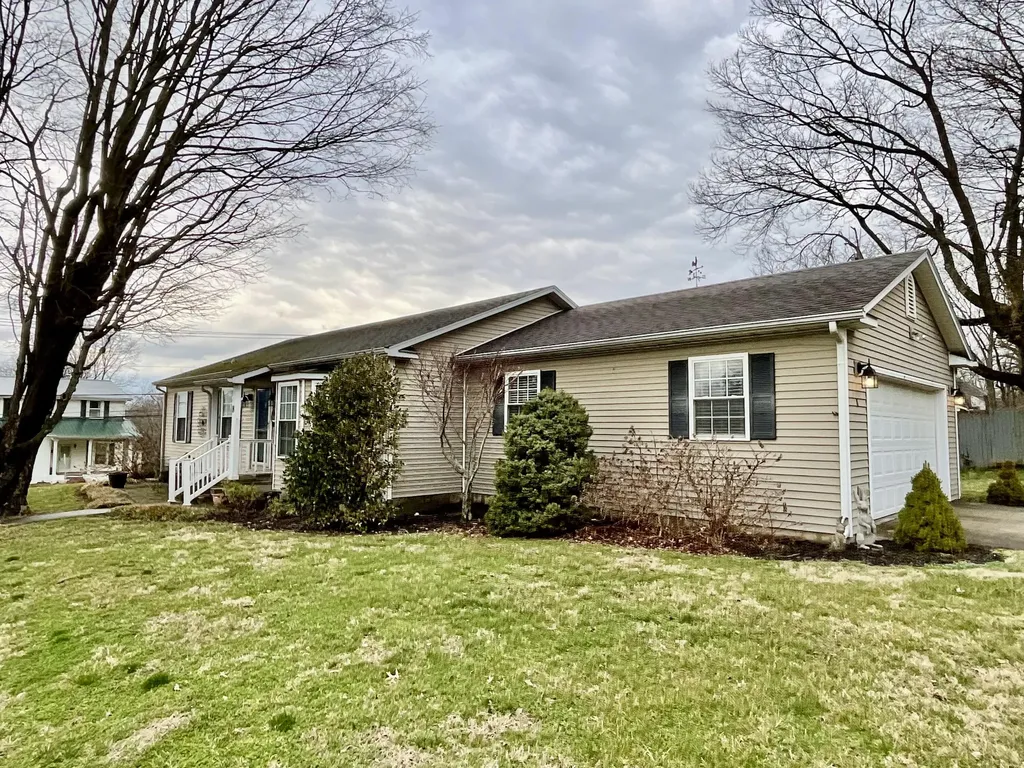 8 Chenault Drive Mt Sterling KY 40353