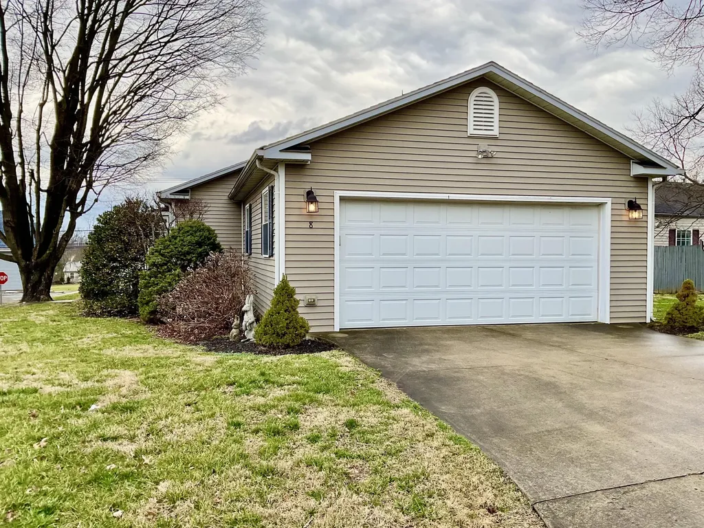 8 Chenault Drive Mt Sterling KY 40353