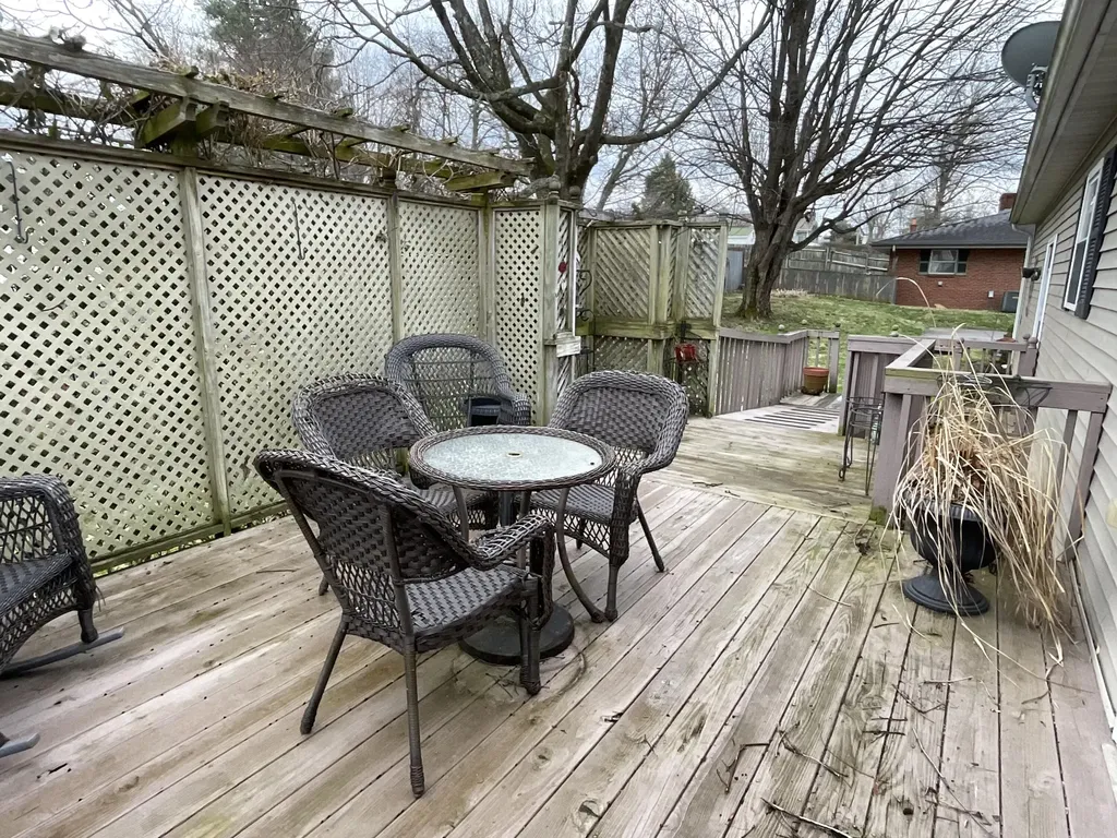 8 Chenault Drive Mt Sterling KY 40353