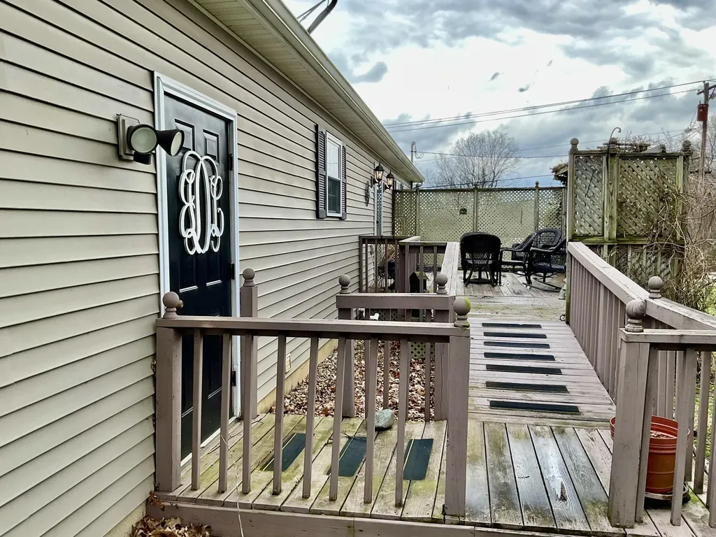 8 Chenault Drive Mt Sterling KY 40353