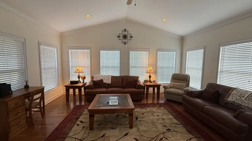 100 South Court Richmond KY 40475