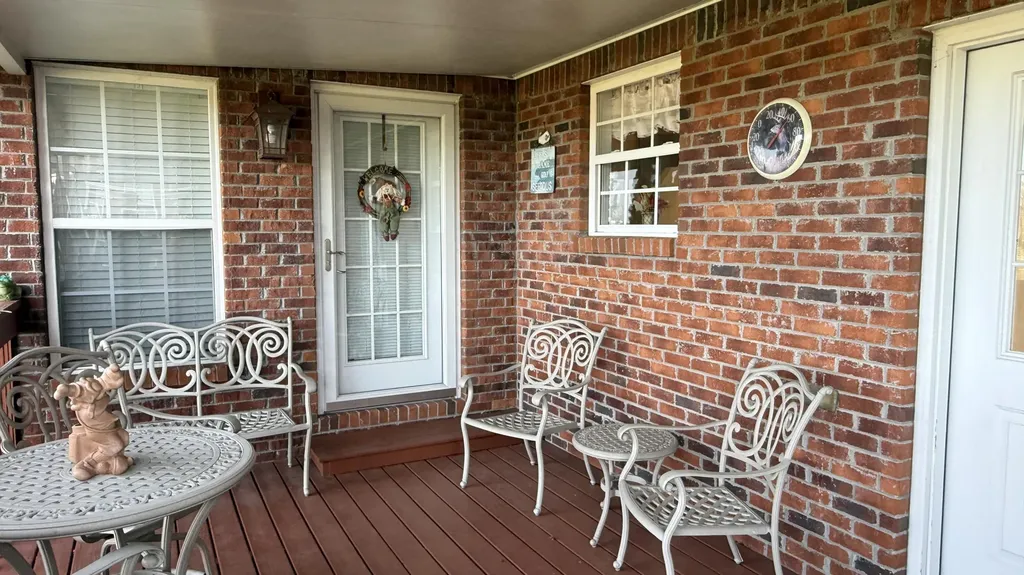 100 South Court Richmond KY 40475