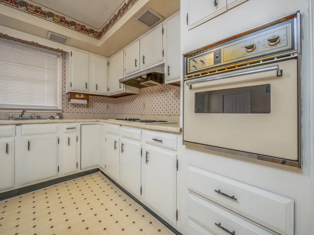 6651 S Highway 211 Salt Lick KY 40371
