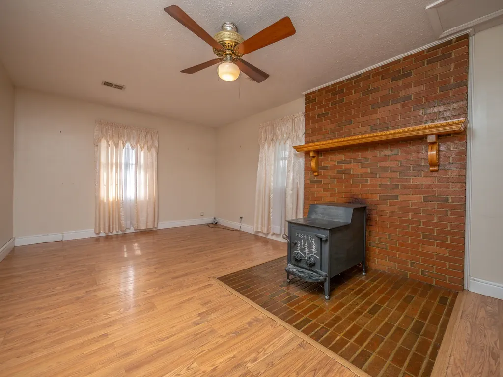 6651 S Highway 211 Salt Lick KY 40371
