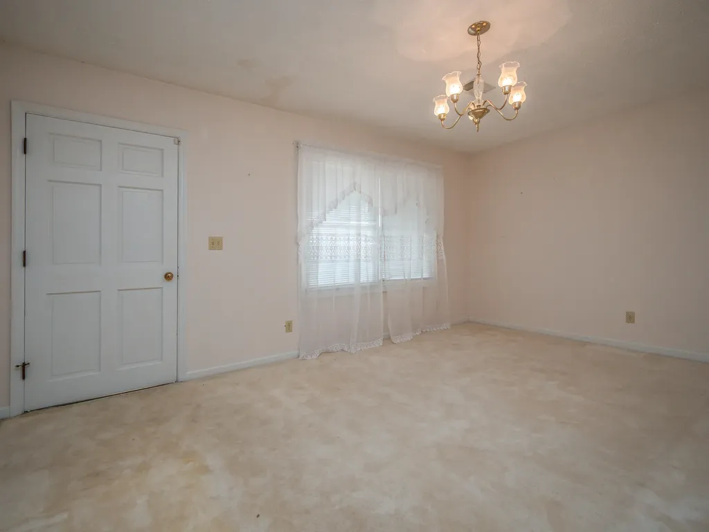 6651 S Highway 211 Salt Lick KY 40371