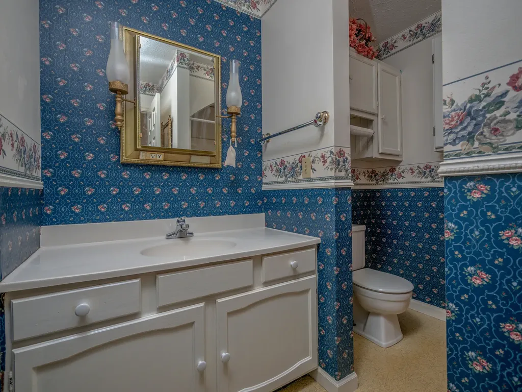 6651 S Highway 211 Salt Lick KY 40371