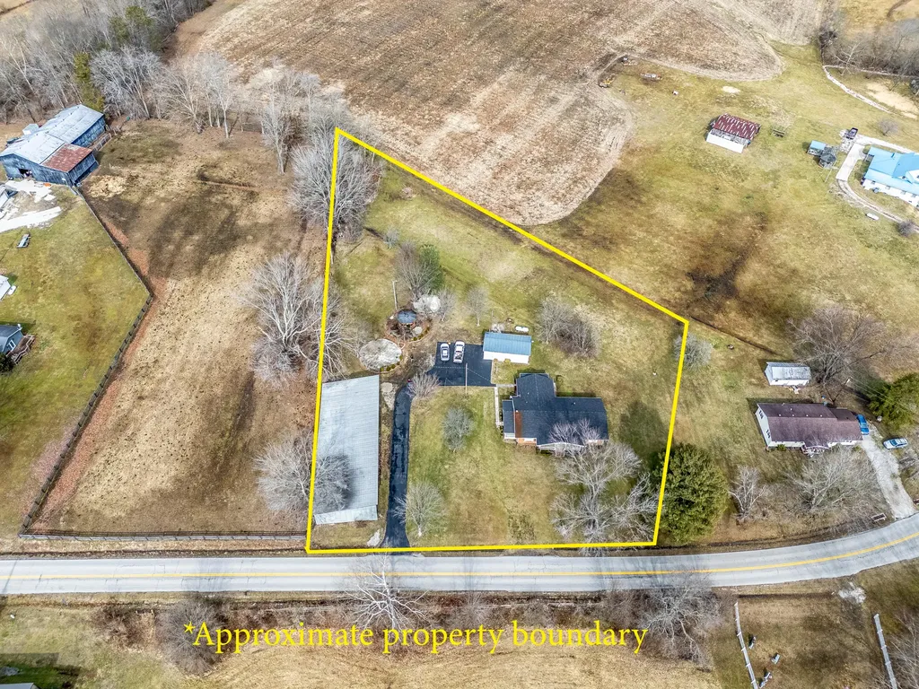 6651 S Highway 211 Salt Lick KY 40371