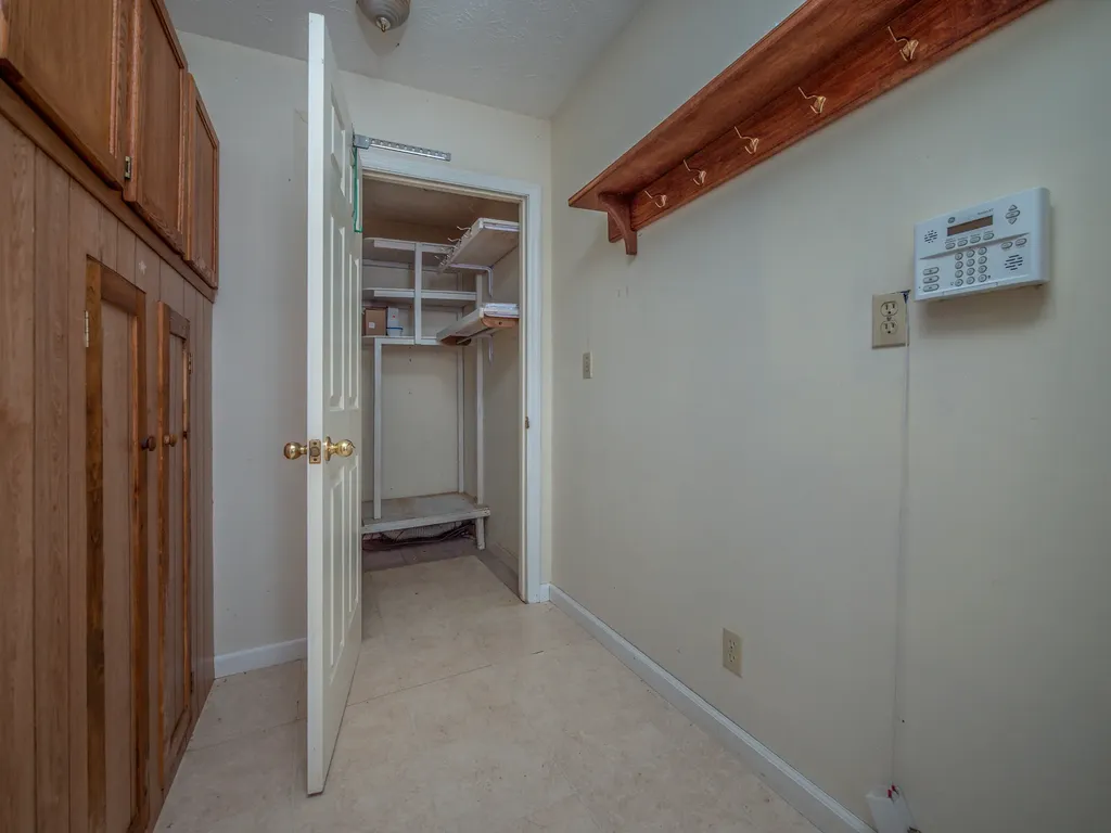 6651 S Highway 211 Salt Lick KY 40371