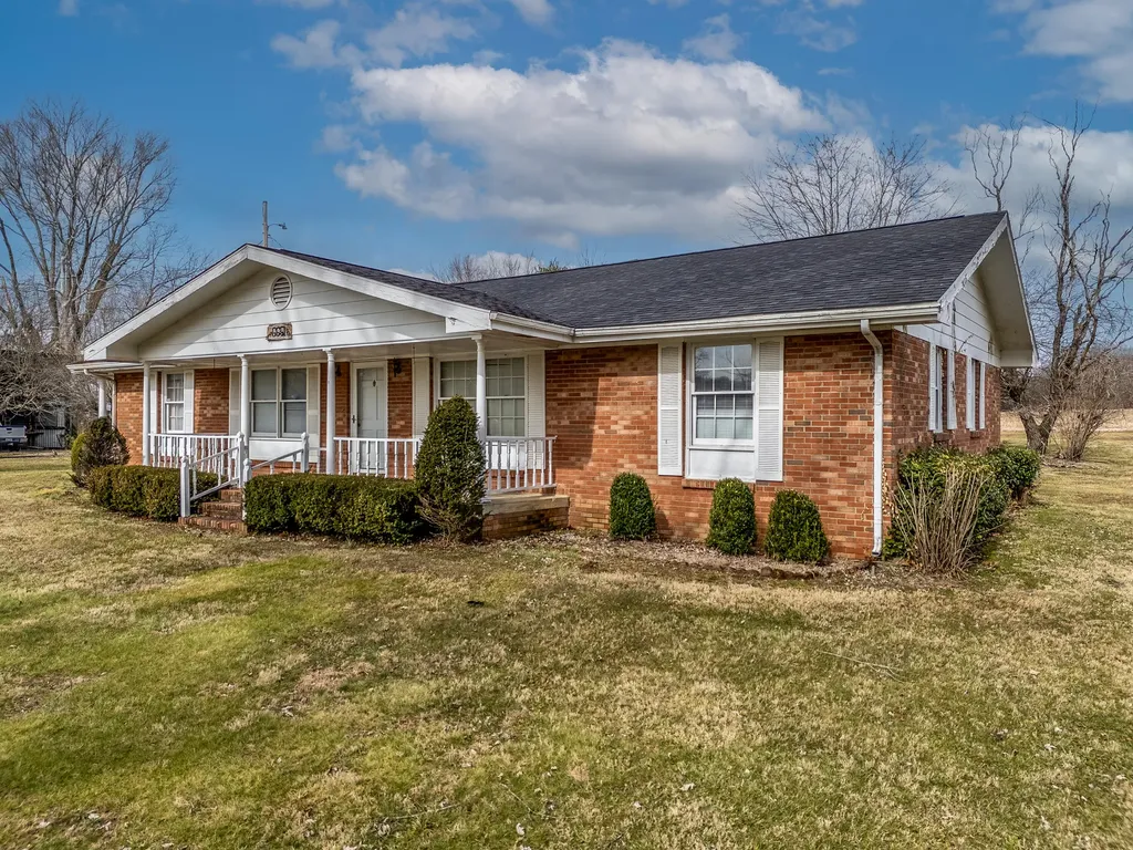 6651 S Highway 211 Salt Lick KY 40371