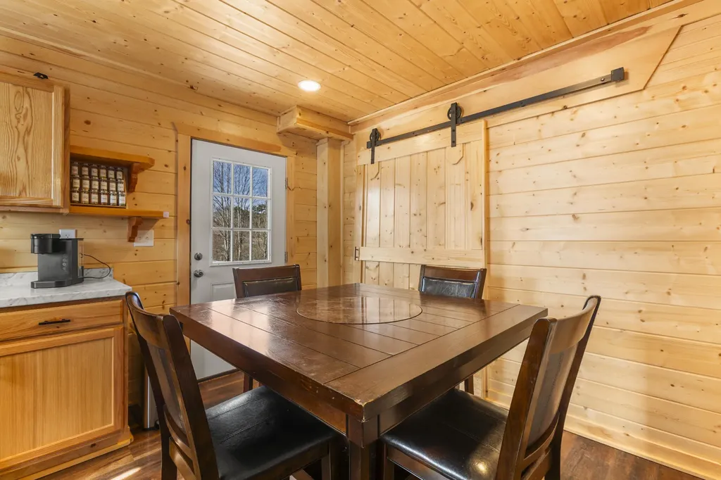 197 Russell Drive Campton KY 41301