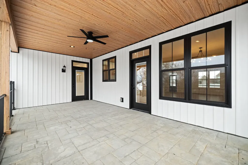 7046 Arbor Meadow Way Versailles KY 40383