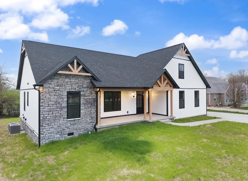 7046 Arbor Meadow Way Versailles KY 40383