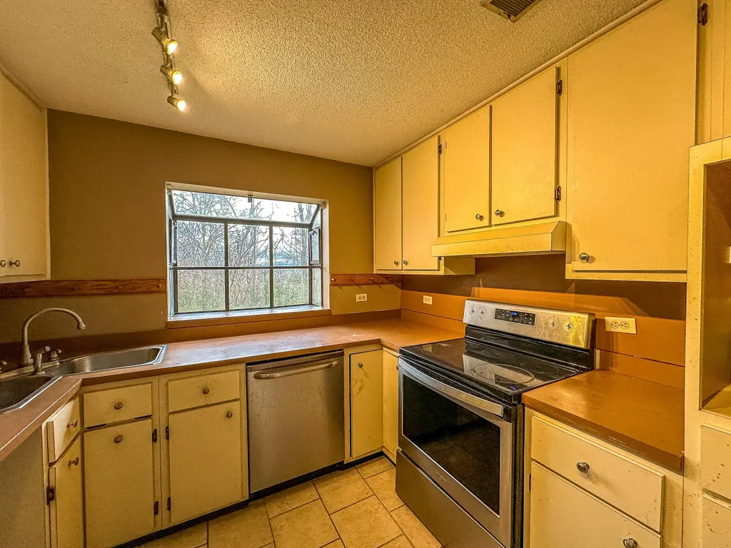 79 Falin Lane Williamsburg KY 40769