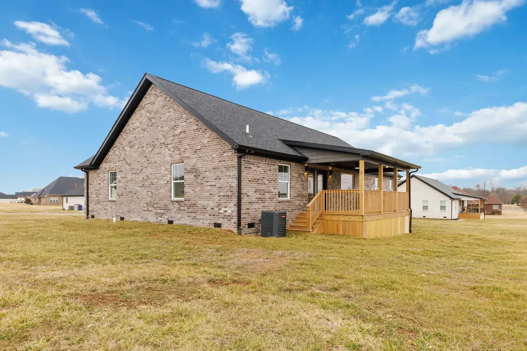 120 Three Wood Lane Campbellsville KY 42718